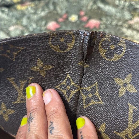 Louis Vuitton Shopping Sac Monogram Tote - Picture 12 of 13